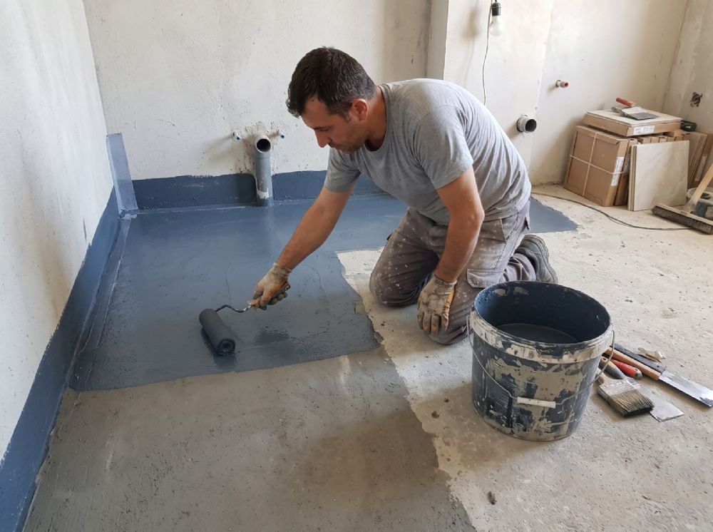 Islak Hacimlerde ve Balkonlarda Gizli Tehlike: Seramik Alt� Su Yal�t�m�n�n �nemi